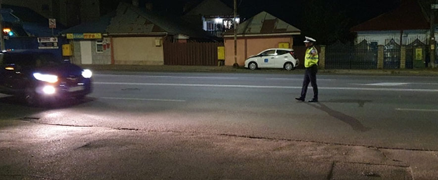Tânăr prins în Bacău conducând cu viteză și sub influența drogurilor
