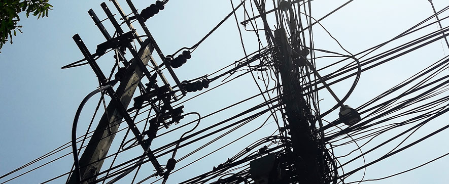 Delgaz Grid anunță întreruperi programate ale alimentării cu energie electrică în zona Dărmănești