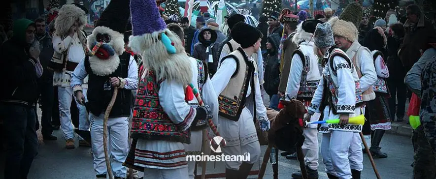Slănic-Moldova găzduiește ediția a VIII-a a Festivalului de Datini și Obiceiuri de Anul Nou pe stil vechi. Programul evenimentului.