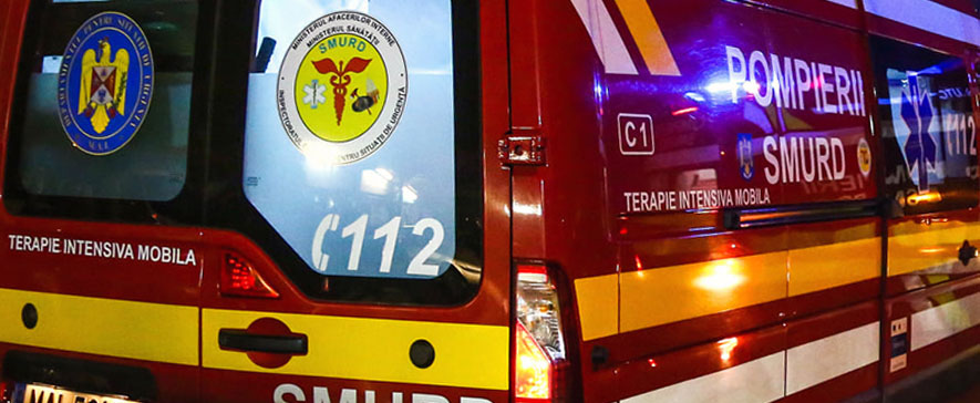 Comănești: Adolescentă de 17 ani lovită mortal de un tren în timp ce traversa calea ferată cu căștile în urechi