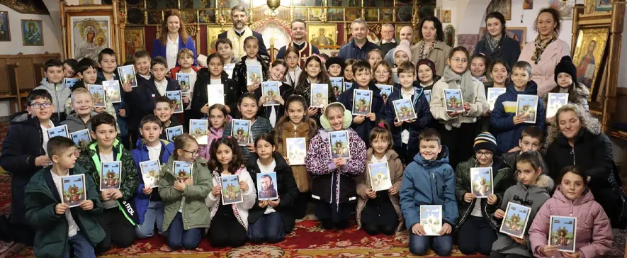Acțiune social-filantropică la Comănești: elevi și preoți unesc comunitatea prin fapte de milostenie