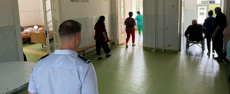 Exercițiu de evacuare la Spitalul "Prof. Dr. Eduard Apetrei" Buhuși: pregătire pentru situații de urgență