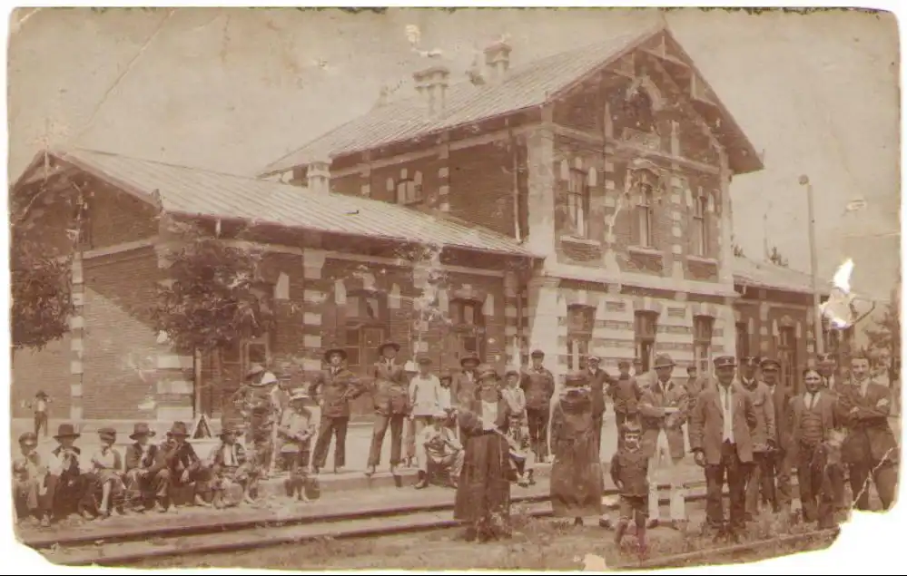 Gara din Moinești, începutul anilor 1900.