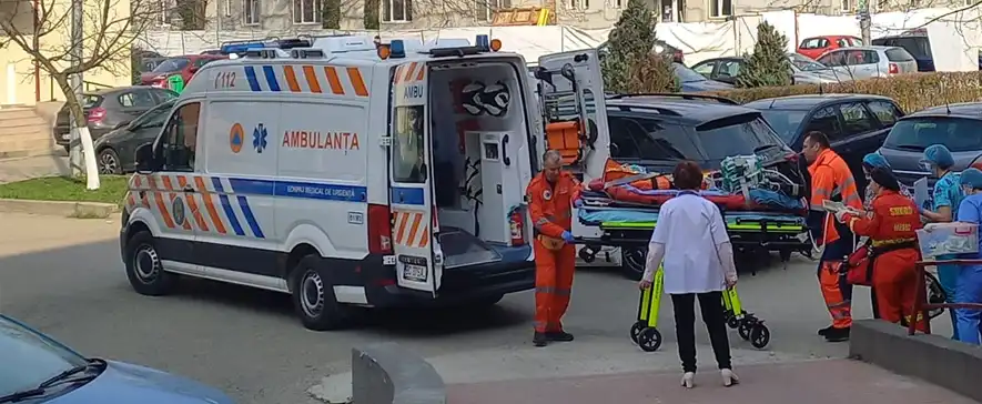 SJU Bacău, singurul spital din Moldova care a intervenit pentru salvarea unui bebeluș de 5 luni rănit grav într-un accident urmat de incendiu