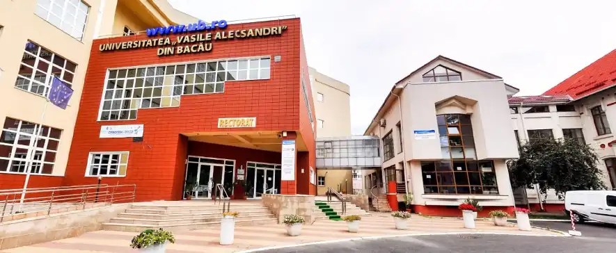 Admitere 2026 la Universitatea „Vasile Alecsandri” din Bacău: peste 4.000 de locuri pentru licență, master și doctorat. Înscrieri online și la sediul facultăților