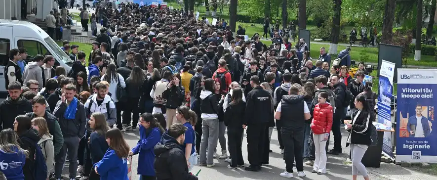 Peste 2000 de elevi au participat la „Ziua Porților Deschise” la Universitatea „Vasile Alecsandri” din Bacău